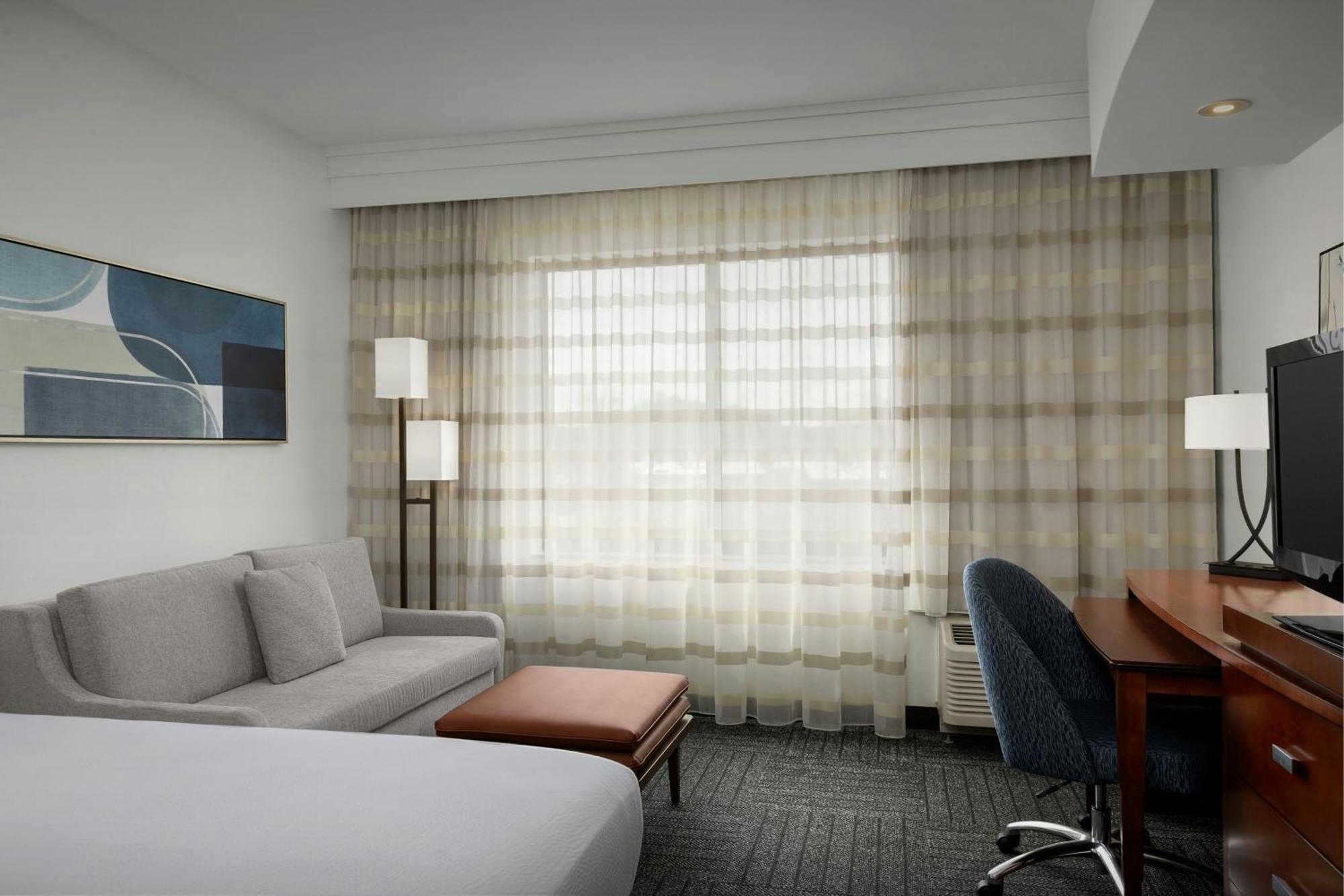 Hotel Courtyard By Marriott Salisbury Exterior foto
